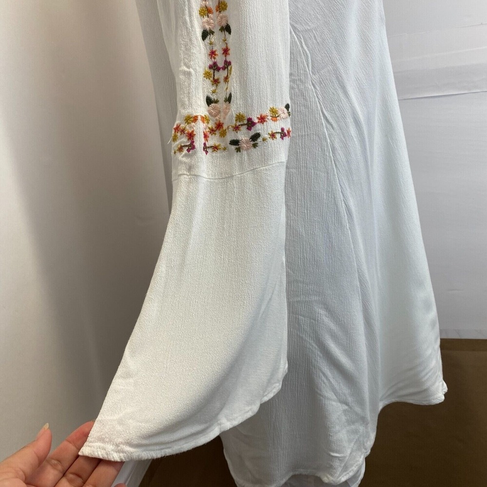 Womens Sugar Lips V Neck Floral Embroidered Lined Tunic Dress Bell Sleeve Sz M - Picture 14 of 16